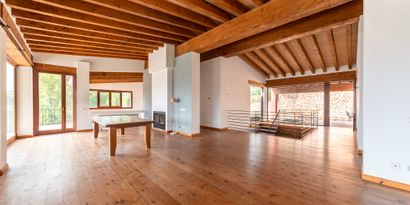 Real Estates picture 4 Ref. R16587