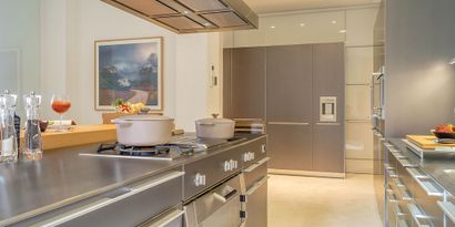 Inmobiliaria picture 9 Ref. Nº. R29381