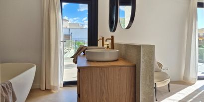 Real Estates picture 11 Ref. 83413