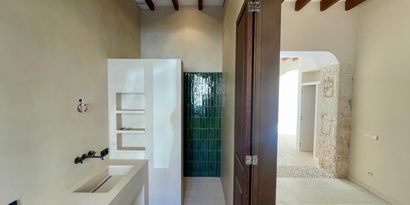 Real Estates picture 14 Ref. 83311