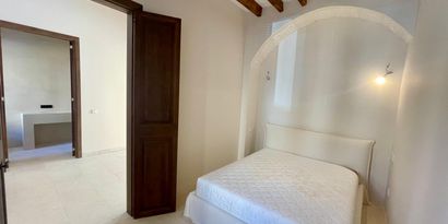 Real Estates picture 18 Ref. 83311