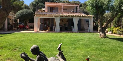 Real Estates picture 2 Ref. 83127