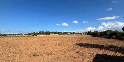 Real Estates picture 6 Ref. 80138