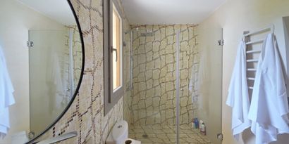 Inmobiliaria picture 8 Ref. Nº. R29408