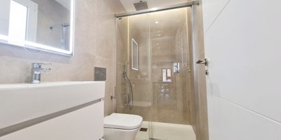 Real Estates picture 14 Ref. R24046