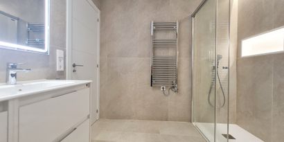 Real Estates picture 13 Ref. R24046