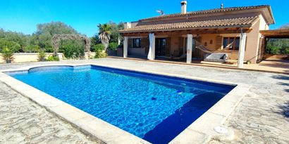 Real Estates picture 1 Ref. R29307