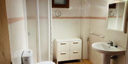 Real Estates picture 18 Ref. R29307