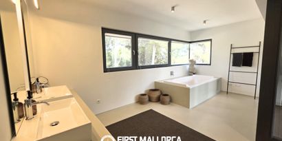 Real Estates picture 11 Ref. R6679