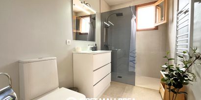 Real Estates picture 11 Ref. R26931