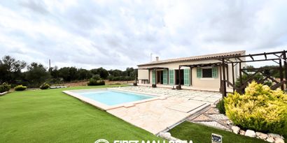 Real Estates picture 0 Ref. R26931
