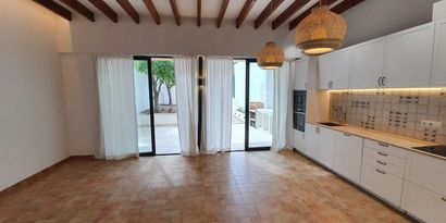 Inmobiliaria picture 3 Ref. Nº. 72073