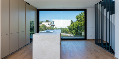 Inmobiliaria picture 1 Ref. Nº. 83894