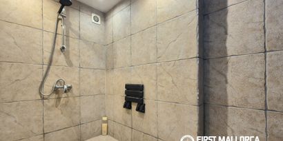 Real Estates picture 19 Ref. R29920