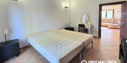 Real Estates picture 17 Ref. R29920