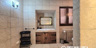 Real Estates picture 20 Ref. R29920