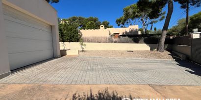 Inmobiliaria picture 5 Ref. Nº. 83972