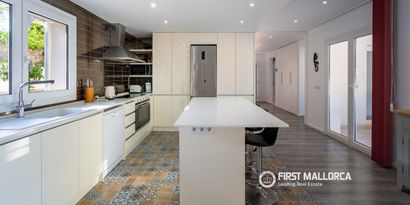 Inmobiliaria picture 11 Ref. Nº. 83972