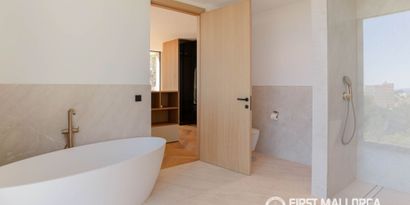 Inmobiliaria picture 24 Ref. Nº. 83176