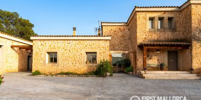 Real Estates picture 29 Ref. 84112