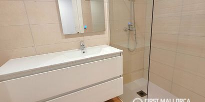 Real Estates picture 12 Ref. R29732