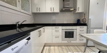 Real Estates picture 8 Ref. R15982