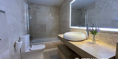 Real Estates picture 11 Ref. R15982