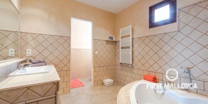 Inmobiliaria picture 17 Ref. Nº. 65116