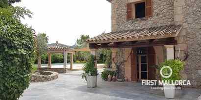 Real Estates picture 1 Ref. Nr. R11206