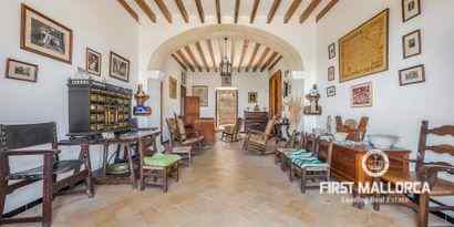 Real Estates picture 5 Ref. 64433