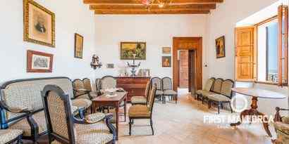 Real Estates picture 7 Ref. 64433