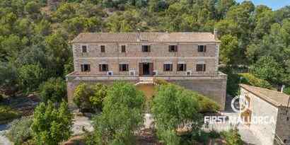 Real Estates picture 1 Ref. 64433