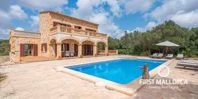 Real Estates picture 1 Ref. R11508