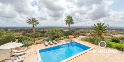 Real Estates picture 5 Ref. R11508