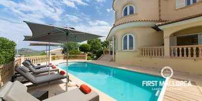 Real Estates picture 0 Ref. R11780