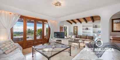 Inmobiliaria picture 4 Ref. Nº. 50623