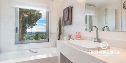 Inmobiliaria picture 8 Ref. Nº. 50623