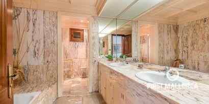 Real Estates picture 12 Ref. 66266