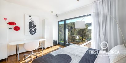 Real Estates picture 10 Ref. R6679