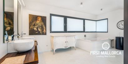 Real Estates picture 11 Ref. R6679