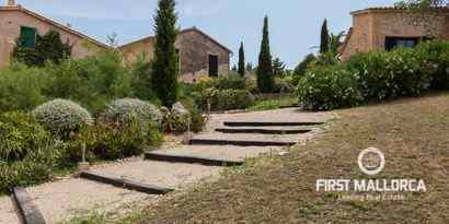 Real Estates picture 9 Ref. R8969